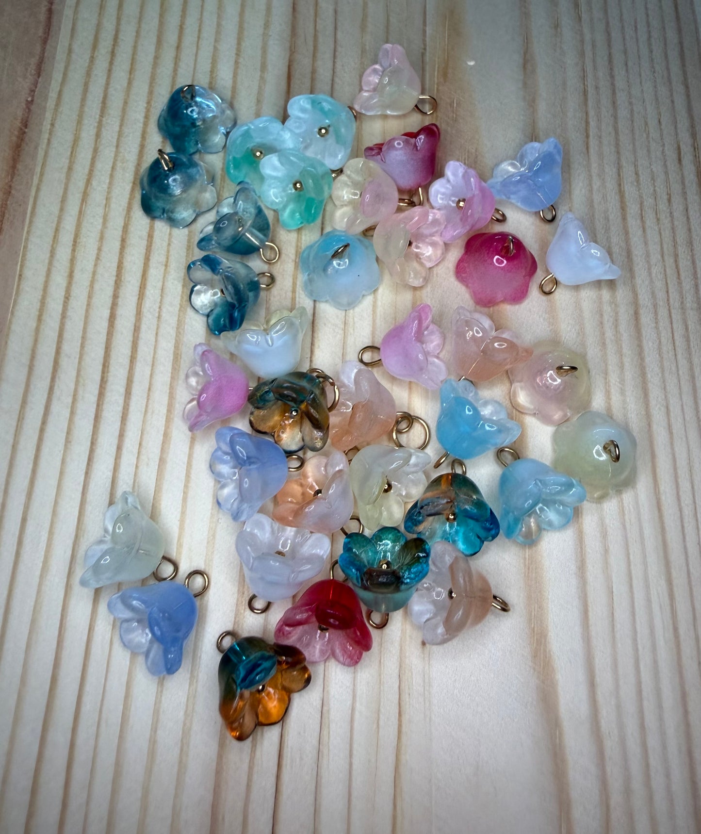 Flower Metal Charm Lot (All Pictured Included!)