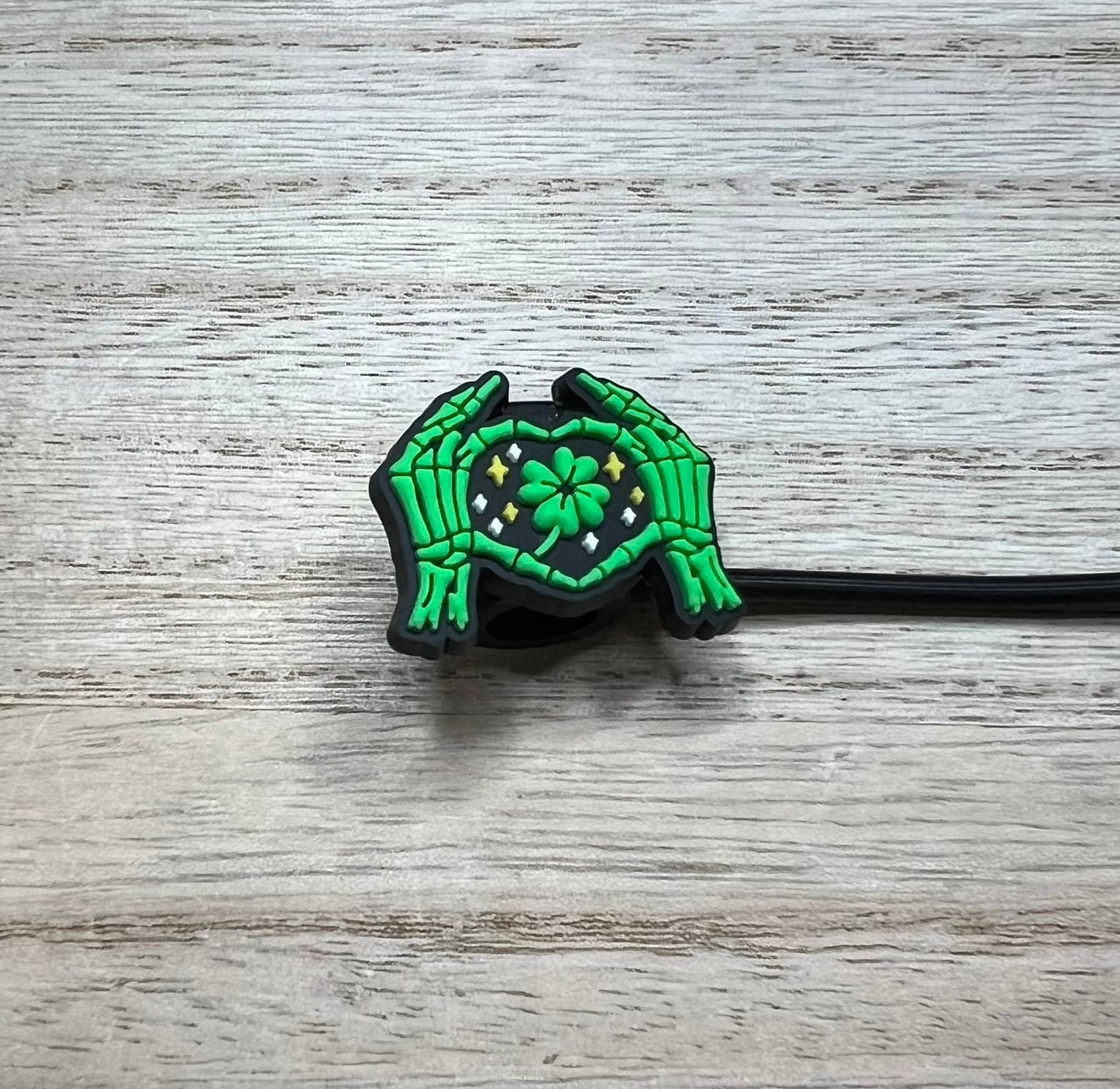 Straw Topper - Skeleton Heart Hands St Pattys