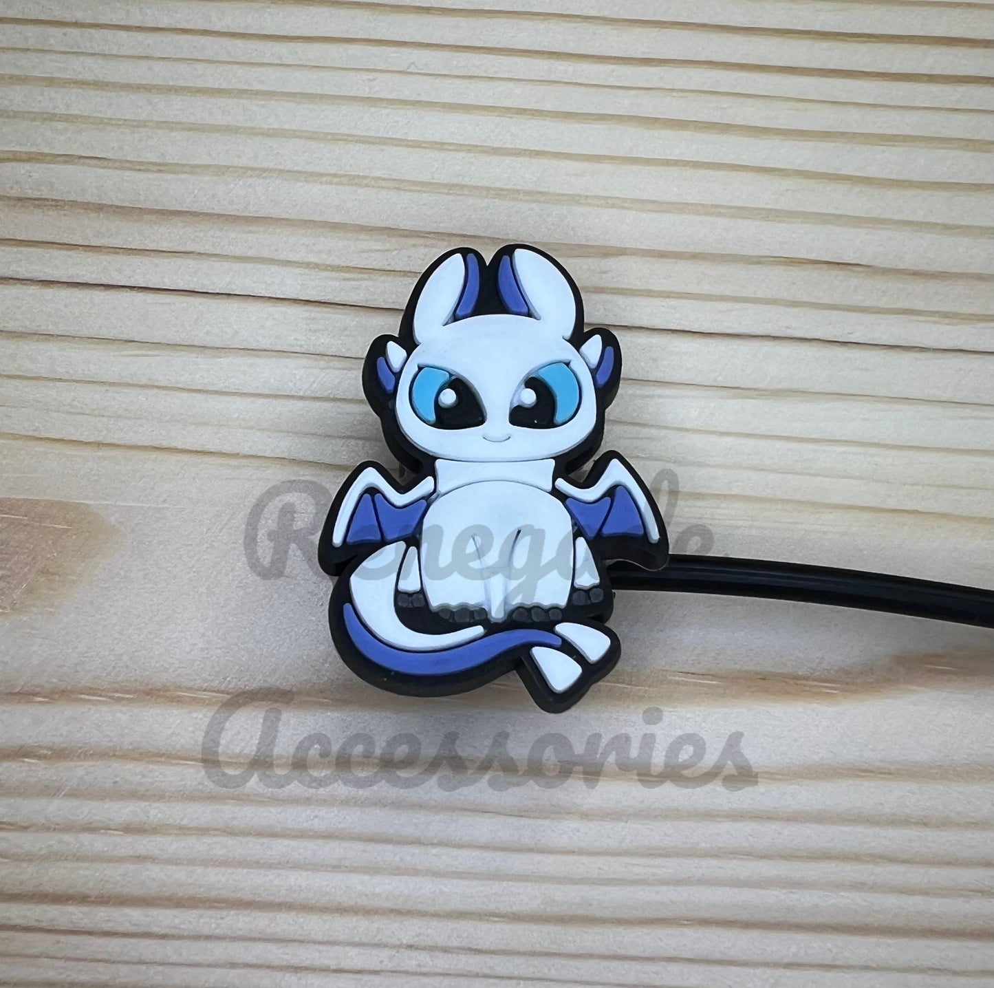 Straw Topper - White Dragon Character