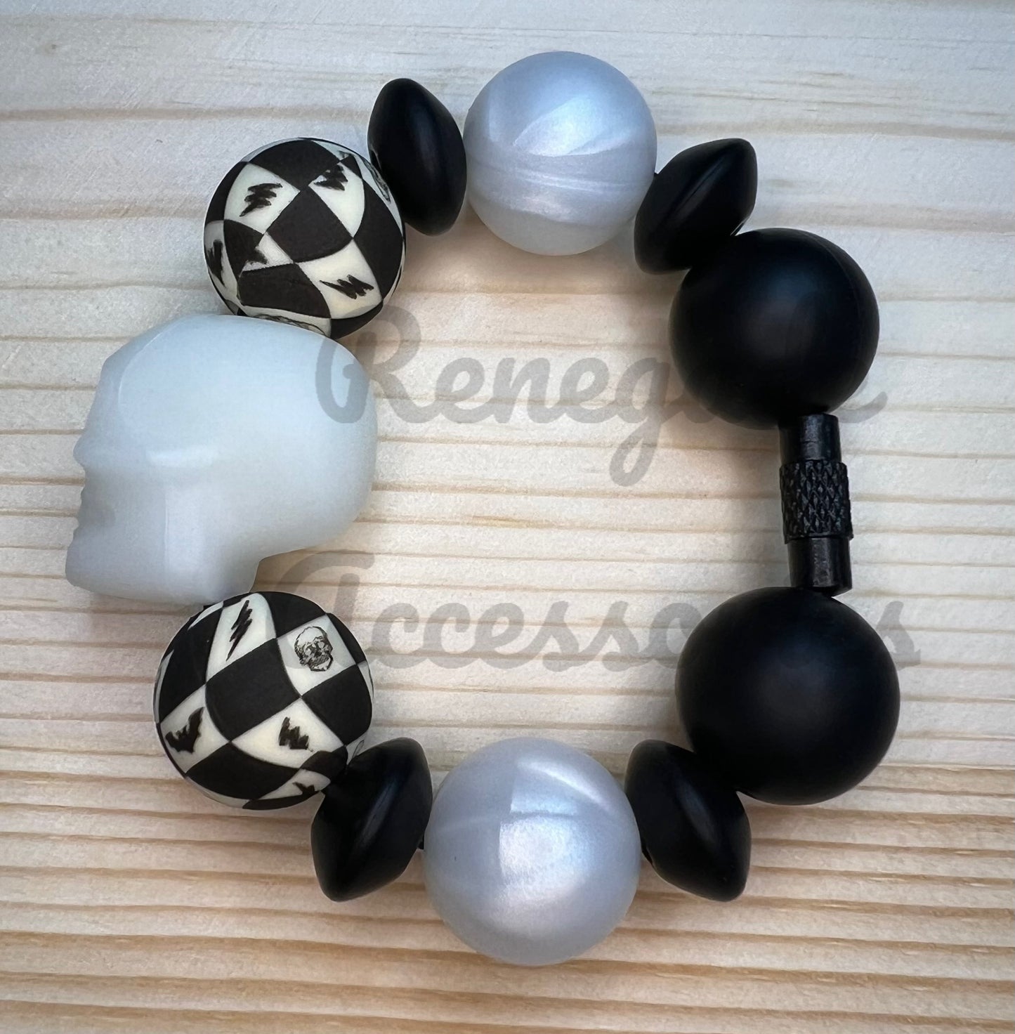 Silicone Charm - Glow In The Dark Skull