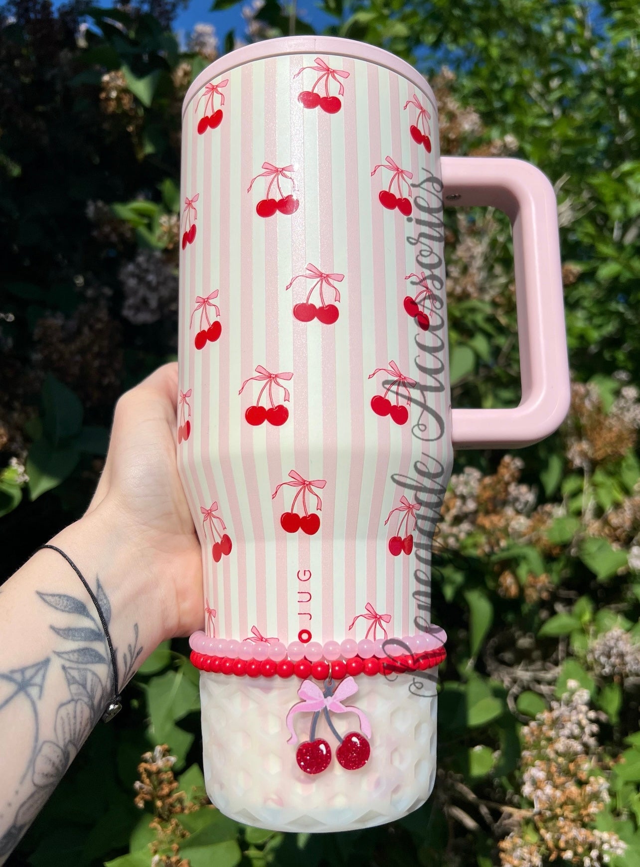 Bracelet Stack - Cherry - ✨32 OZ✨ HYDROJUG