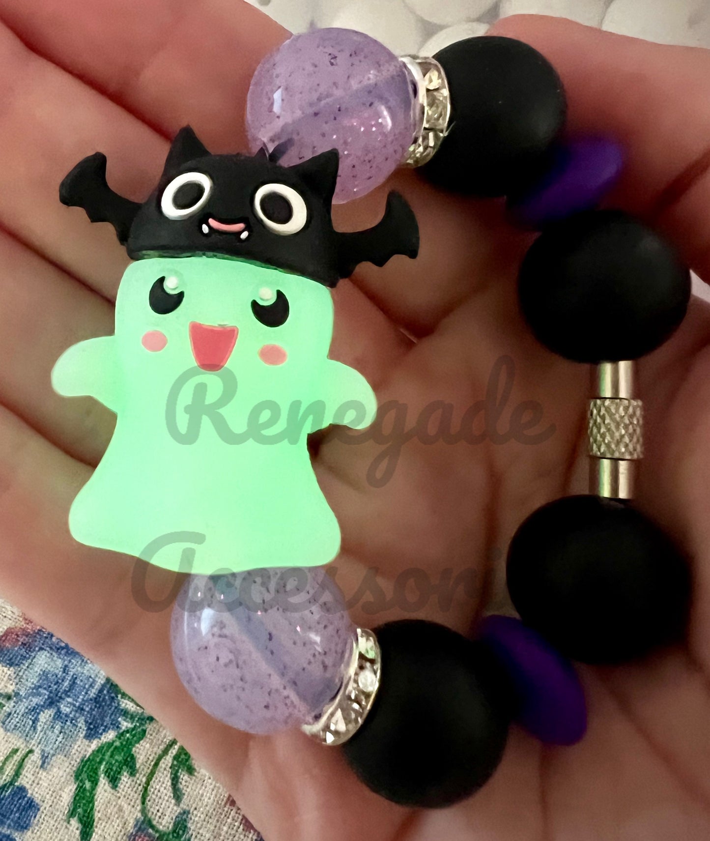 Silicone Charm - Glow In The Dark Ghost Bat