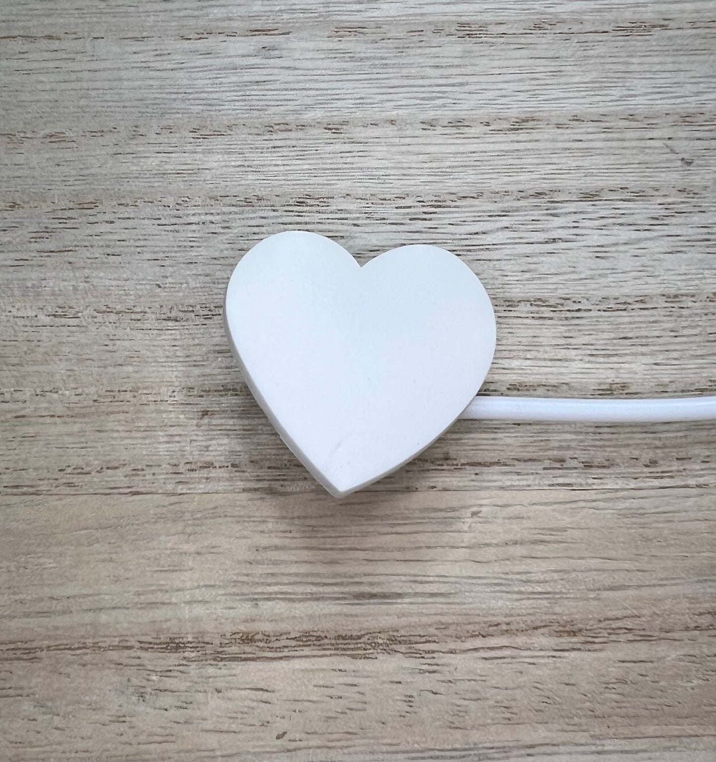 Straw Topper - White Heart
