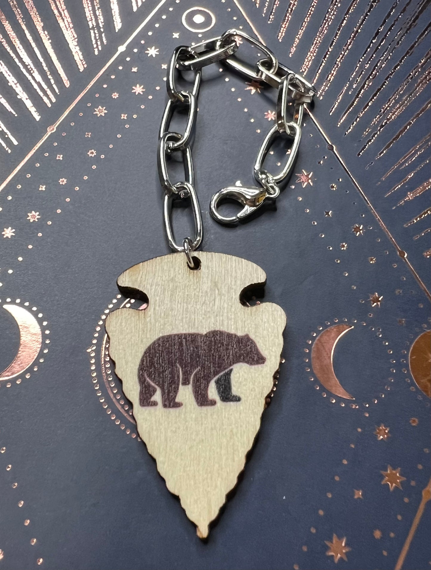 Metal Charm - Arrowhead Bear - Silver