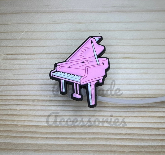 Straw Topper - Piano