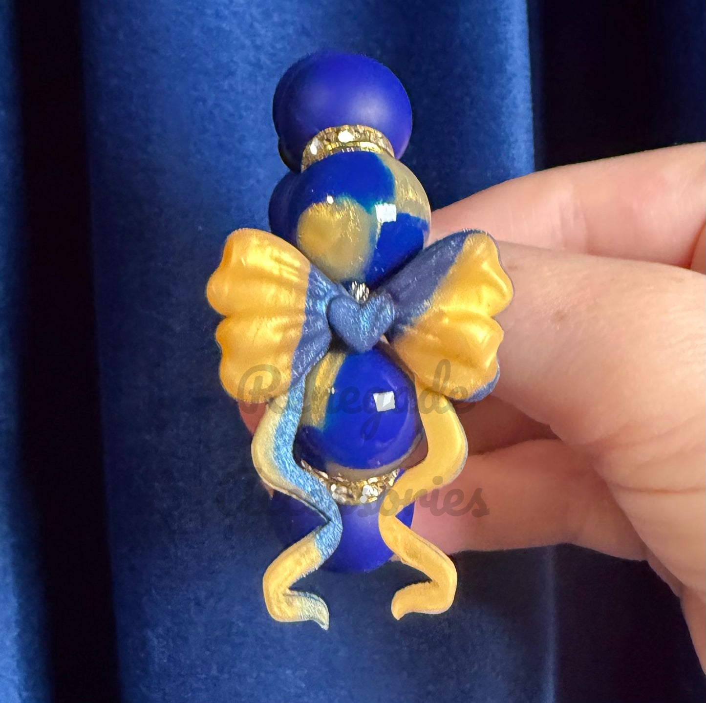 Silicone Charm - Navy & Gold Swirl Bow