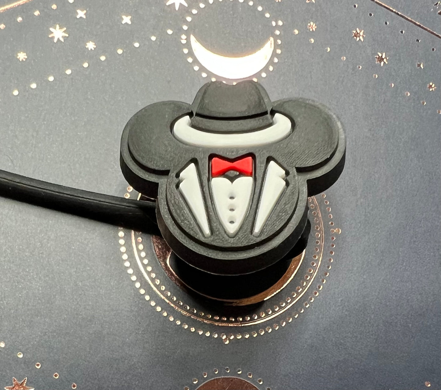 8MM Straw Topper - Mouse Ears Suit