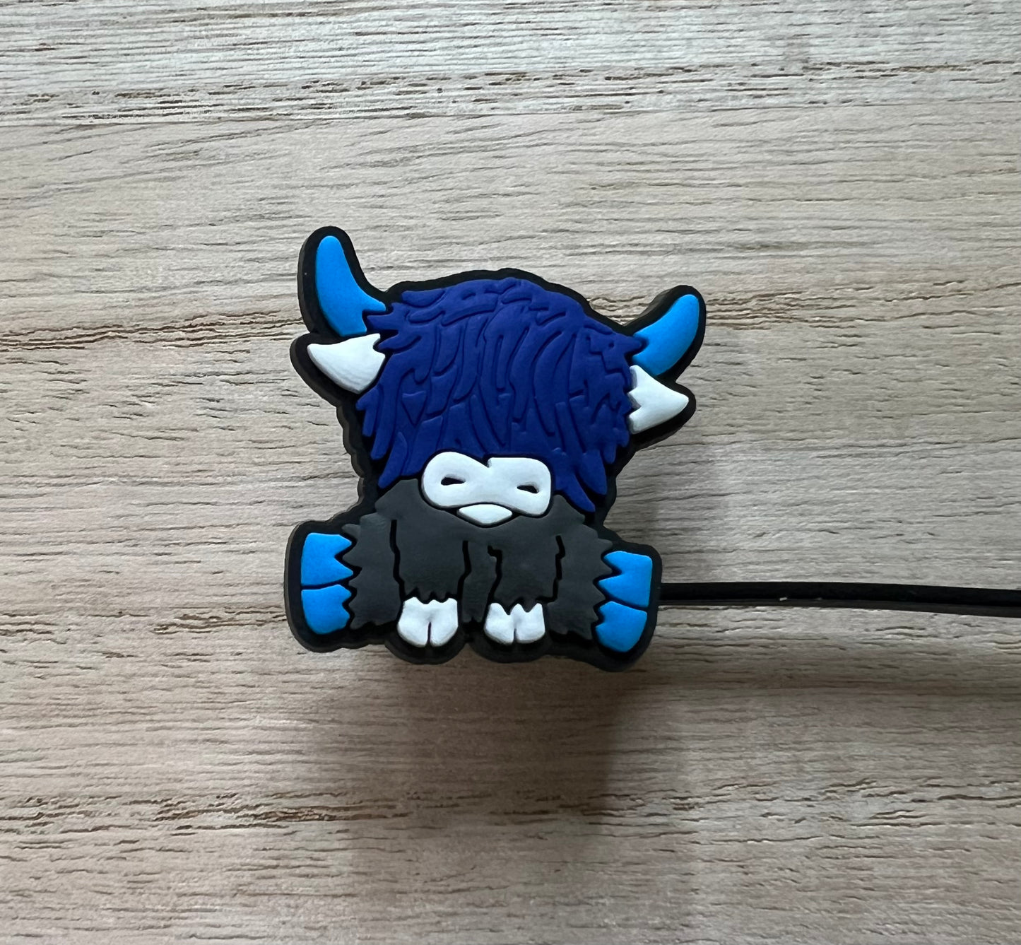 Straw Topper - Blue Highland Cow