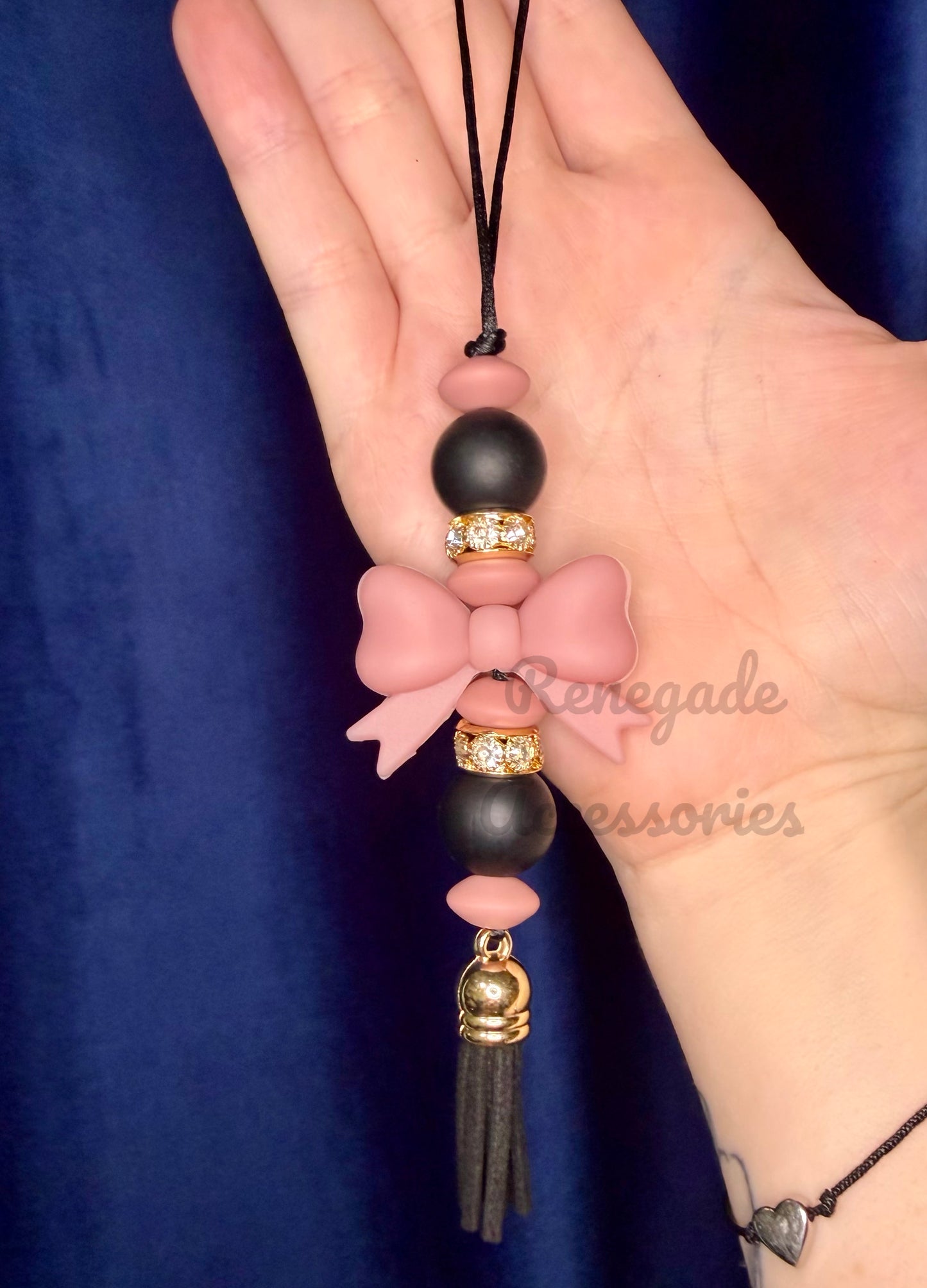 Silicone Charm - Enchanted Charms - Mauve Bow/Midnight Floral 🖤32 Oz Sport🖤
