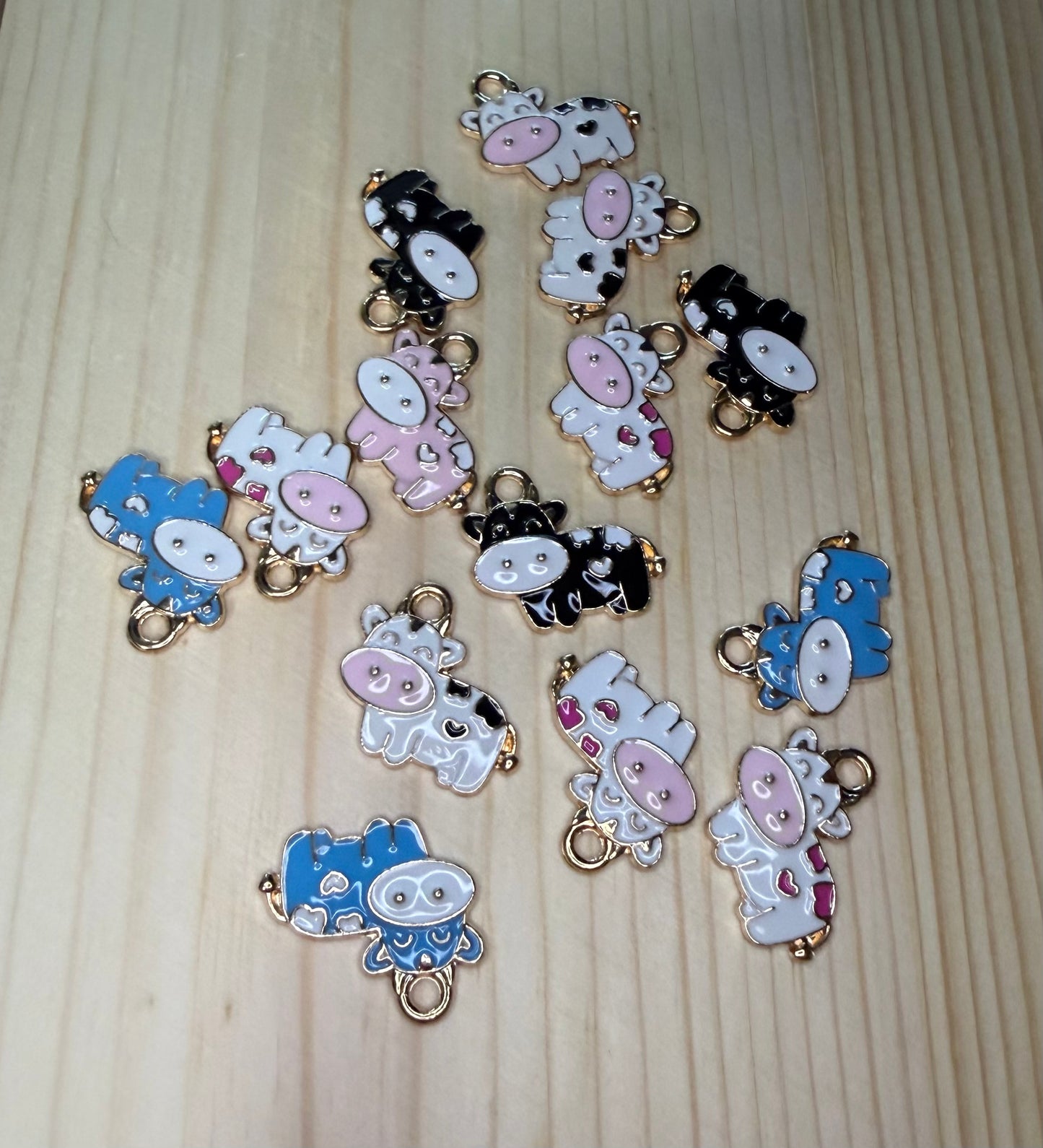 Cow Metal Charms (All Pictured Included!)