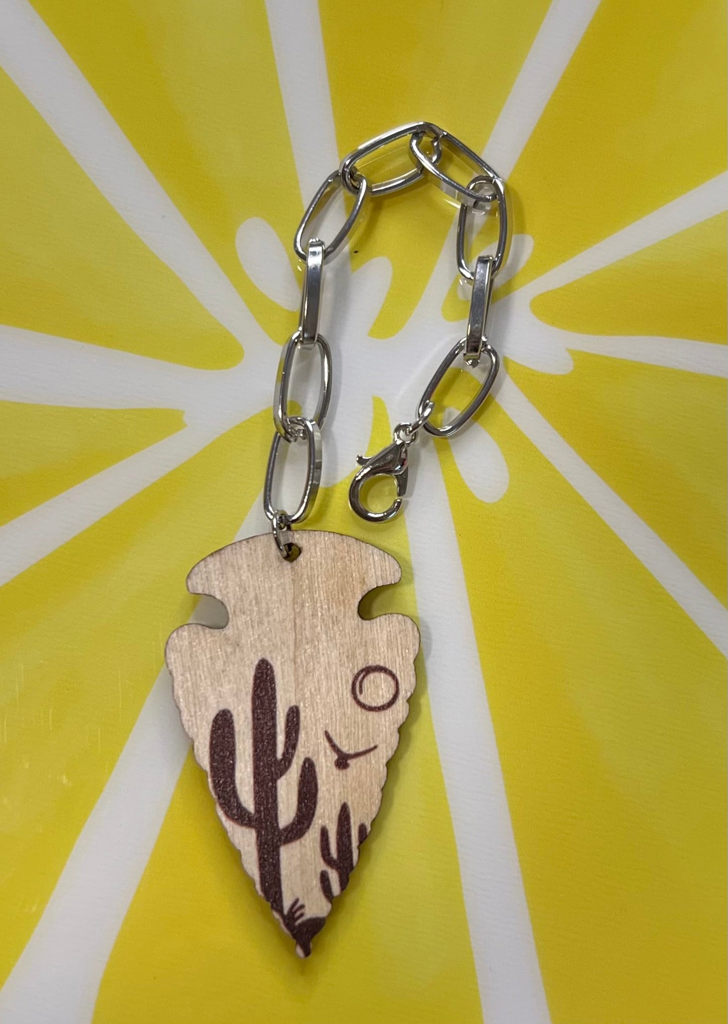 Metal Charm - Desert Scene Arrowhead – Renegade Accessories