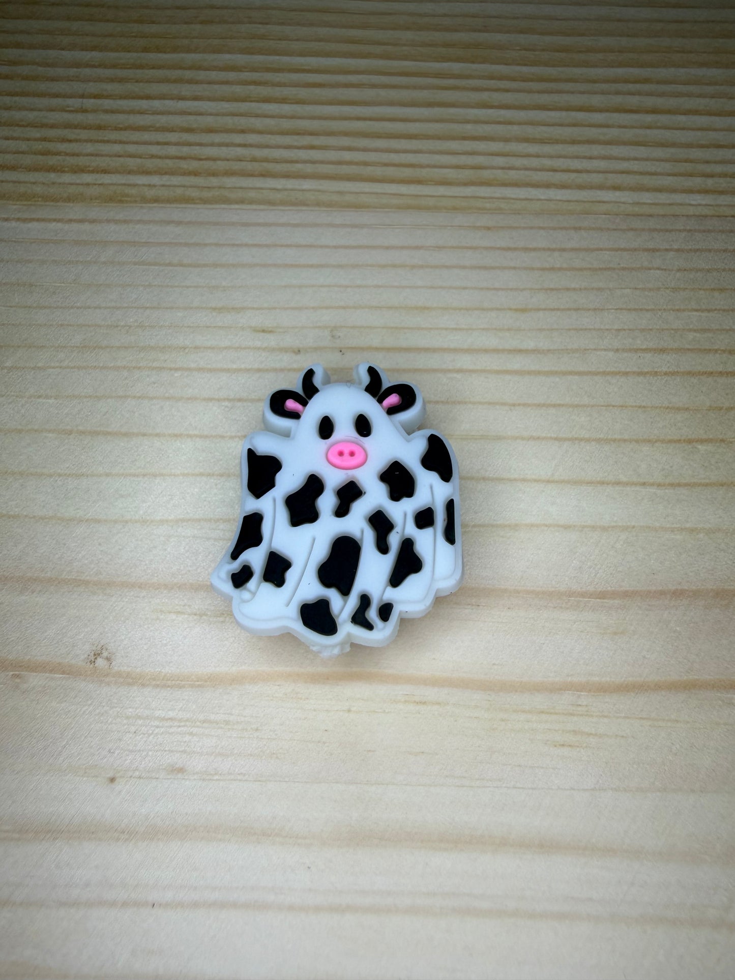 Focal Bead - Cow Ghost