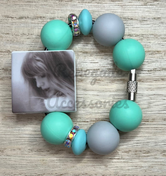 Silicone Charm - Taylor