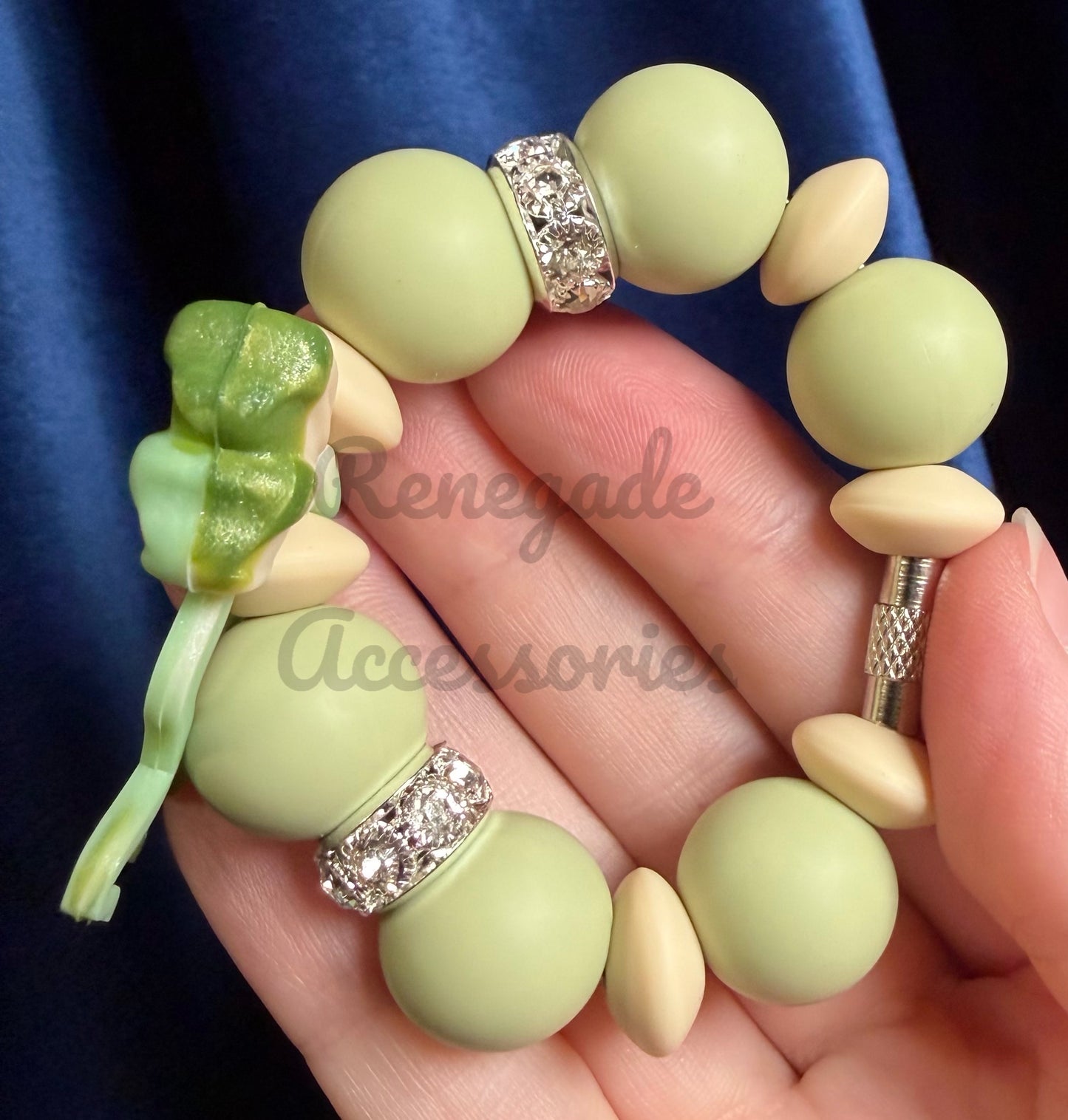 Silicone Charm - Green Swirl Bow - Fizz Flowers